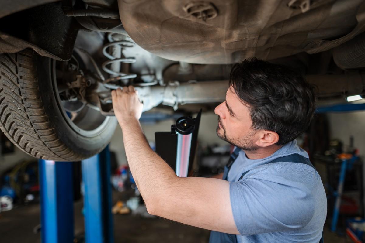 Professional BMW Suspension Maintenance and Inspection in Portland, OR